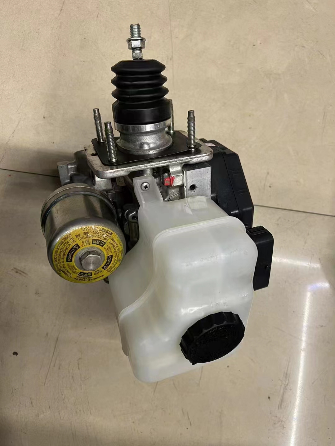 Original ABS Pump Assembly for Toyota LAND CRUISER PRADO