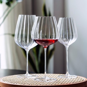 Elegante Copa de Vino de Cristal con Diseño Acanalado – Copa de Tallo Único para Vino Tinto, Champán y Cócteles, Apta para Lavavajillas - Product Image 5