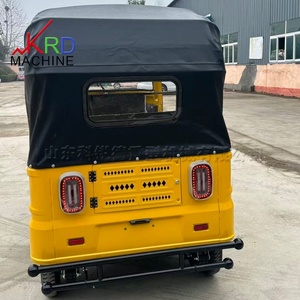 Tricycle à essence personnalisé avec couverture en <span class=keywords><strong>toile</strong></span> imperméable, <span class=keywords><strong>châssis</strong></span> stable <span class=keywords><strong>pour</strong></span> les trajets urbains de courte distance - Product Image 4