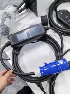 Chargeur EV portable, charge rapide DC 11KW CCS2 pour Tesla BYD et véhicules <span class=keywords><strong>électrique</strong></span>s de type 2, station de charge <span class=keywords><strong>domestique</strong></span> avec écran LED - Product Image 6