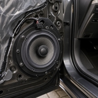 Haut-parleur coaxial de voiture personnalisé de 6,5 pouces avec cône en carbone et panier en aluminium pour projets de marques audio automobiles OEM ODM 500 paires