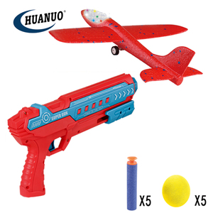 Pistolet <span class=keywords><strong>de</strong></span> lancement d'avion <span class=keywords><strong>de</strong></span> jeu en plein air pour enfants éjecter l'avion <span class=keywords><strong>de</strong></span> glisse volant lanceur d'avion en mousse pistolet d'avion catapulte jouet avec <span class=keywords><strong>balle</strong></span> molle - Product Image 1