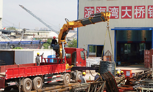 Grue à flèche micro chinoise chaude KSQZ105, mini grue de 5 tonnes montée sur camion pour les meilleurs prix - Product Image 4