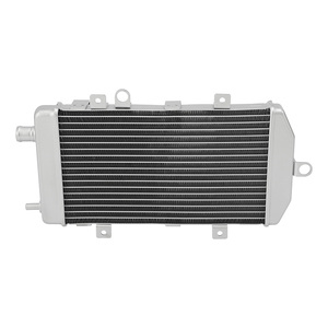 Radiador de Refrigeración del Motor TCMT Compatible con <span class=keywords><strong>Kawasaki</strong></span> <span class=keywords><strong>Vulcan</strong></span> <span class=keywords><strong>900</strong></span> Classic 2006-2025 <span class=keywords><strong>Custom</strong></span> 2007-25, Piezas de Motocicleta XF-M436 - Product Image 3
