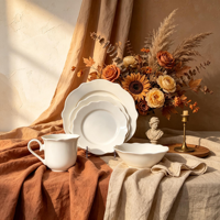 Collection de vaisselle blanche JQY, ensemble de plats en porcelaine, assiettes et bols à bord festonné en porcelaine fine pour hôtels, restaurants et traiteurs