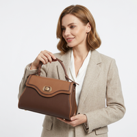 Sac à main et sac à bandoulière tendance QAZA pour femme, nouvelle collection 2026, en cuir PU esthétique avec bordure cousue et fermoir métallique, très populaire
