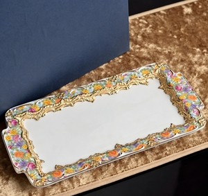 Luxury Floral <b>Gold</b> Embossed Bone China <b>Serving</b> <b>Tray</b> Baroque Style Rectangular Platter With Handles - Product Image 2