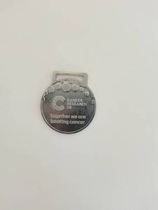 Medalla <span class=keywords><strong>de</strong></span> plata promocional <span class=keywords><strong>de</strong></span> 40mm Race for Life Metal, medalla <span class=keywords><strong>de</strong></span> recuerdo <span class=keywords><strong>de</strong></span> vencer al cáncer - Product Image 2