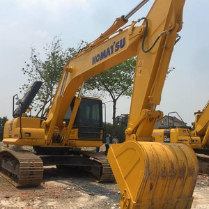 Excavadora Komatsu Pc 220 Usada Original de Segunda Mano en Venta en Buenas Condiciones - Product Image 3