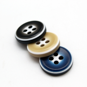 Manteau à boutons multicolore en résine 4 trous bon marché manteau <span class=keywords><strong>trench</strong></span> manteau à boutons robe pantalon bouton accessoires de couture - Product Image 2