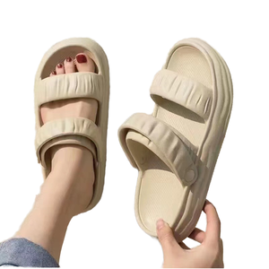 ขายส่งรองเท้าแตะแฟชั่นแบรนด์ JG รุ่นซัมเมอร์สำหรับเด็กผู้หญิง พื้นหนาบุ PVC กันลื่น ทนทานต่อการสึกหรอ นำเข้าจากต่างประเทศ - Product Image 1