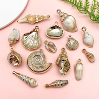 Cadeau d'été : 15 pendentifs coquillages marins style punk en acrylique plaqué laser pour boucles d'oreilles, porte-clés et accessoires de sac DIY