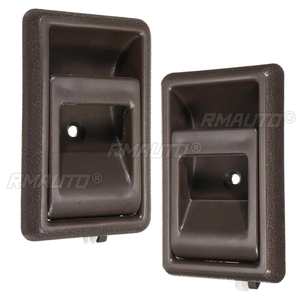 TO1353105 TO135210 Paire de poignées de porte intérieures avant gauche et droite pour Toyota Pickup Tacoma 1995-2000 69206-04010/69205-04010 - Product Image 3