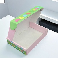 Boîte d'avion en papier ondulé de 2mm d'épaisseur personnalisée petit emballage carré de carton cadeau feuille UV forte éponge sans doublure