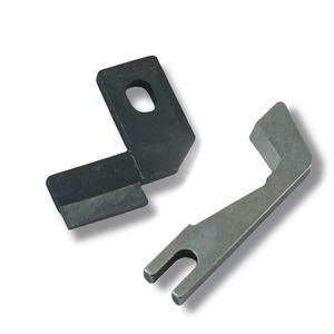 上部ブレードセット #5020700407 + #5020700620ベルニナL450, L460, FEIYUE FY-505, FY-515, FY-525ミシンナイフ - Product Image 1