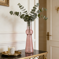 Vase en verre conique rose en forme de gourde pour la décoration moderne de la maison et l'ornement de bureau minimaliste