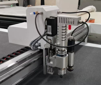 Máquina CNC Oscilante con Cuchilla de Corte, Plotter Digital CNC, Máquina de Corte Láser para Neopreno