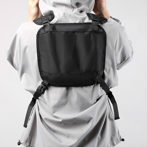 Chaleco Multifuncional para Correr Maratones, Chaleco Táctico para Trail Running, Bolsa de Pecho Deportiva de Moda para Correr de Noche, Ciclismo y Running - Product Image 4