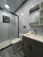 Maison conteneur extensible de 40 pieds avec mur en verre et décoration extérieure personnalisée, maisons conteneurs préfabriquées