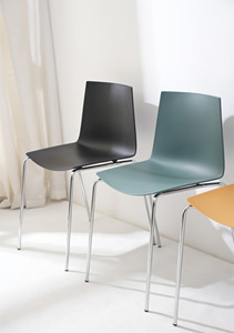 Silla de Comedor Metálica Moderna Nórdica, Apilable, sin Brazos, Blanca, para <span class=keywords><strong>Cocina</strong></span>, Cafetería, Conferencias, Negociaciones y Discusiones, Venta al Por Mayor de Fábrica - Product Image 3