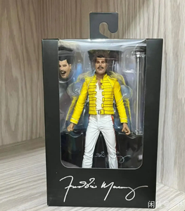 Figura de Acción de 7 Pulgadas de Fredy Mokery, Cantante Principal de Queen, NECA 42066 - Product Image 1