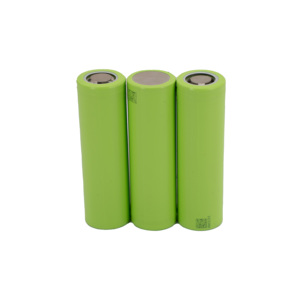 Batería de Iones de Litio Cilíndrica Recargable Sum Power INR21700 5000E-3C 5000mAh - Product Image 3