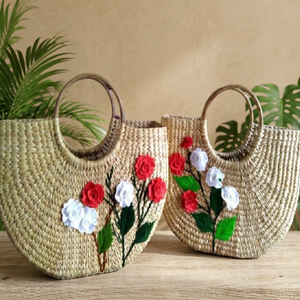 Cesta de Borlas Multicolores Hechas a Mano por Diseñadores para Pascua, Año Nuevo y Navidad - Product Image 3