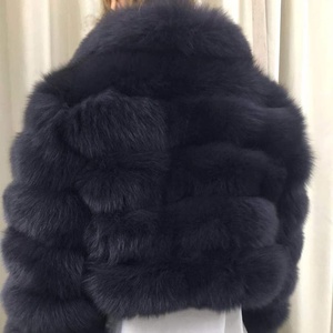Abrigo corto de piel de zorro para mujer, chaqueta de cuello peludo cálido de invierno a la moda - Product Image 4