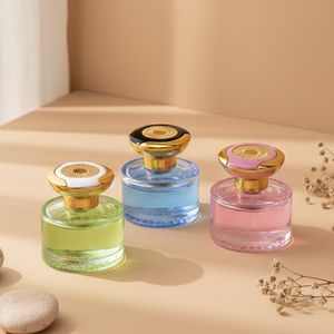 Botella de Perfume Recargable Ecológica de 50 ml con Acabado Mate y Pulverizador Personalizado para Viajes - Product Image 1