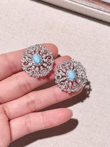Boucles d'oreilles clous en argent 925 UM Jewelry Versailles Gaze, vente en gros, pour fêtes, anniversaires, cadeau quotidien - Product Image 4