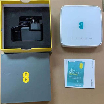 Brand New and Unlocked HH70 4G Cat7 Lte Cpe Industrial Wifi Router with Sim Card Slot