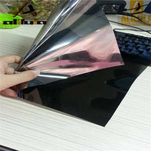 Pellicola Oscurante per Finestre in PET Argento Opaco Autorigenerante Antigraffio Magnetron Sputtering 1.52*30m Protezione UV Controllo Solare Riflettente - Product Image 1