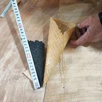 Machine à gaufres électrique entièrement automatique commerciale nouvel état avec caractéristiques de rouleau d'oeufs de cône de crème glacée de cône de gaufre