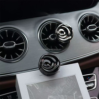 Diffuseur de parfum pour voiture en métal de haute qualité, clip de ventilation, décoration pour sortie d'air, aromathérapie, désodorisant, accessoires intérieurs