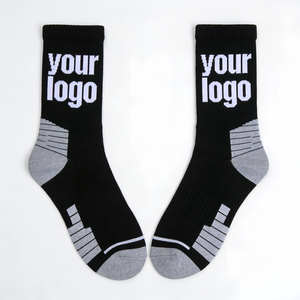 Échantillon Gratuit Chaussettes Athlétiques Rembourrées à Lettres Personnalisables pour Matchs Professionnels sur Terrain, en Coton Respirant, Absorption <span class=keywords><strong>des</strong></span> Chocs, Confort Optimal - Product Image 2