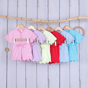 Set Estivo Yoga per <span class=keywords><strong>Bambina</strong></span>: Top e Pantaloncini, Completo a Due Pezzi con Bordo Smerlato per Bambine, Abbigliamento per Neonata - Product Image 2