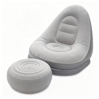 Canapé gonflable moderne et portable en PVC floqué avec repose-pieds, canapé gonflable pliable personnalisé en usine pour salon et camping