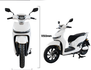 Motocicleta Personalizada CKD SKD con Neumático de 14 Pulgadas, 1600W, Velocidad de 65km/h, Fabricada en China - Product Image 3