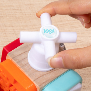 ของเล่นไม้เด็กแบบใหม่ มอนเตสซอรี่ ของเล่นเสริมพัฒนาการเด็กเล็ก บล็อกไม้เอนกประสงค์สำหรับเด็ก บอร์ดกิจกรรมเสริมประสาทสัมผัส ของเล่นพกพาสำหรับเดินทาง - Product Image 4