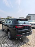 Jetour X90 Plus 1.6T DCT 7 Places 2025, Avec Toit Panoramique et Sièges Électriques, en Liquidation à Petits Prix.