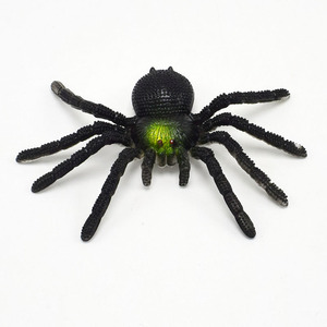 Grande araignée réaliste en TPR de 15 cm, jouet de simulation effrayant, idéal pour les farces et les blagues d'Halloween, modèle animal amusant, accessoire de fête d'Halloween - Product Image 5