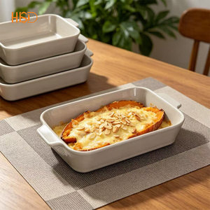 Ensemble moderne et minimaliste de 3 plats rectangulaires en céramique avec poignées, résistants au four et au lave-vaisselle, pour la cuisson - Product Image 5