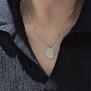Pendentif ovale en argent pur S925 avec design de niche, simple, tendance, vintage, pendentif croix brossé, style antique, bijoux en or - Product Image 3