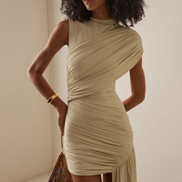 Robe d'été à ruban mince avec col rond Robe irrégulière à manches courtes