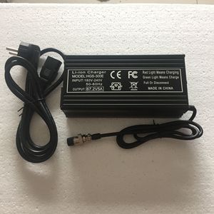 <span class=keywords><strong>Chargeur</strong></span> de batterie au lithium 67,2 V 5 A avec boîtier métallique 16S 67,2V5A Li-Ion pour batterie de vélo électrique 60 V 5 A - Product Image 2