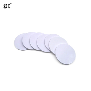 무료 샘플 맞춤형 크기 공장 가격 RFID 태그 NTAG215 <span class=keywords><strong>NFC</strong></span> 태그 재기록 가능한 미니 PVC <span class=keywords><strong>NFC</strong></span> 카드 13.56MHz 게임용 - Product Image 2