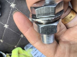 Винт комбинированный шестигранный из нержавеющей стали SS304/316 с плоской пружинной шайбой и гайкой, M4-M12, со встроенным черным оксидированием, без покрытия, класс A2/A4, стандарт <span class=keywords><strong>2</strong></span> - Product Image 5