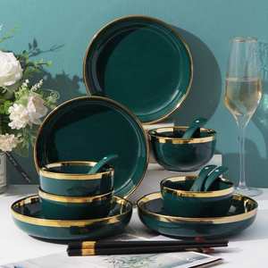 Juego de Vajilla de Porcelana Color Esmeralda Nórdico, 14 Piezas, Incrustaciones Doradas, Sin Plomo, Acabado Mate, Personalizable, Servicio de Lujo para Banquetes de Hotel - Product Image 3