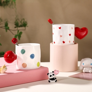 Taza de Café Divertida con Corazón Rojo para Parejas, Taza de Porcelana Personalizada, Taza de Cerámica para Mate - Product Image 1