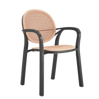 Chaise en plastique en maille de rotin respirante empilable pour l'extérieur, le jardin et la maison